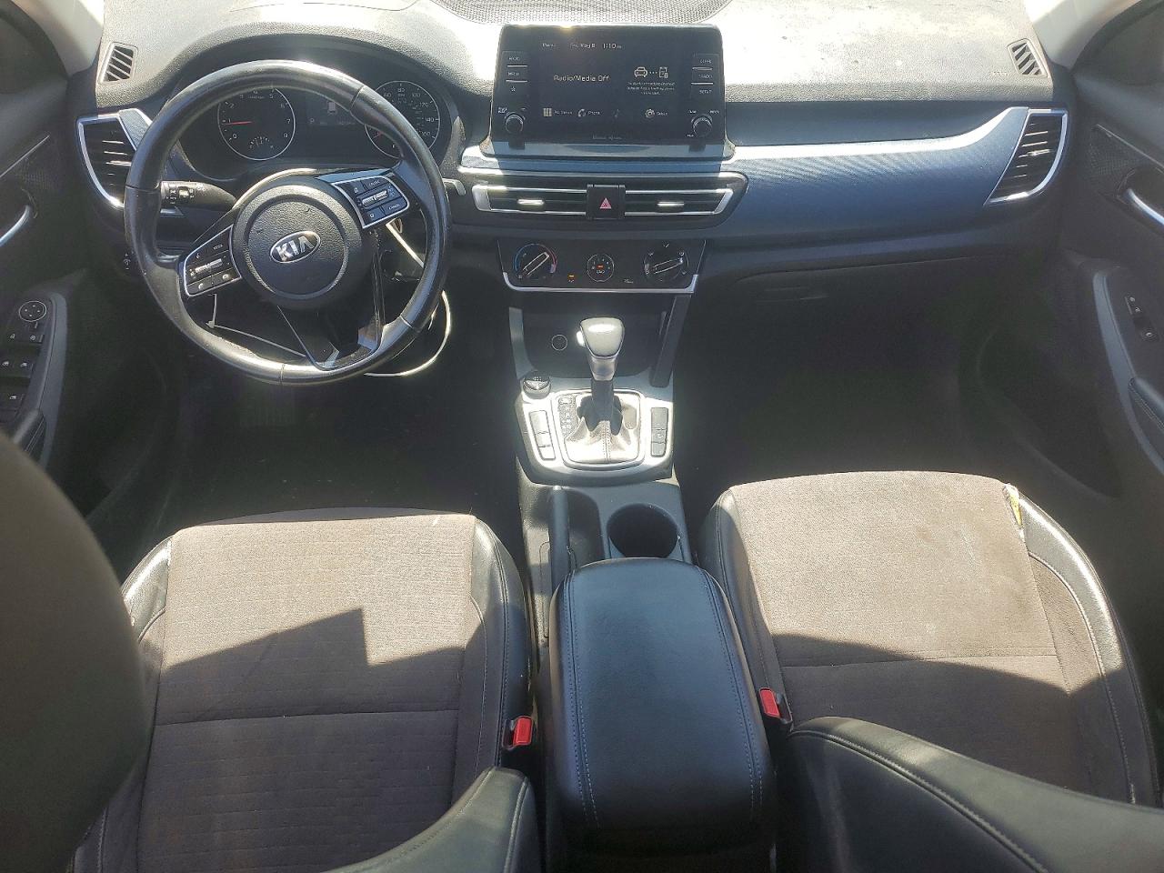 2021 Kia Seltos VIN KNDEU2AA0M7229949 photo 8