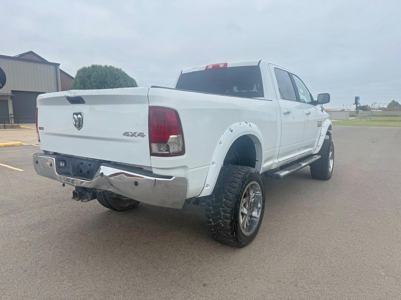 2017 Ram All models VIN 3C6UR5DL8HG620599 photo 4