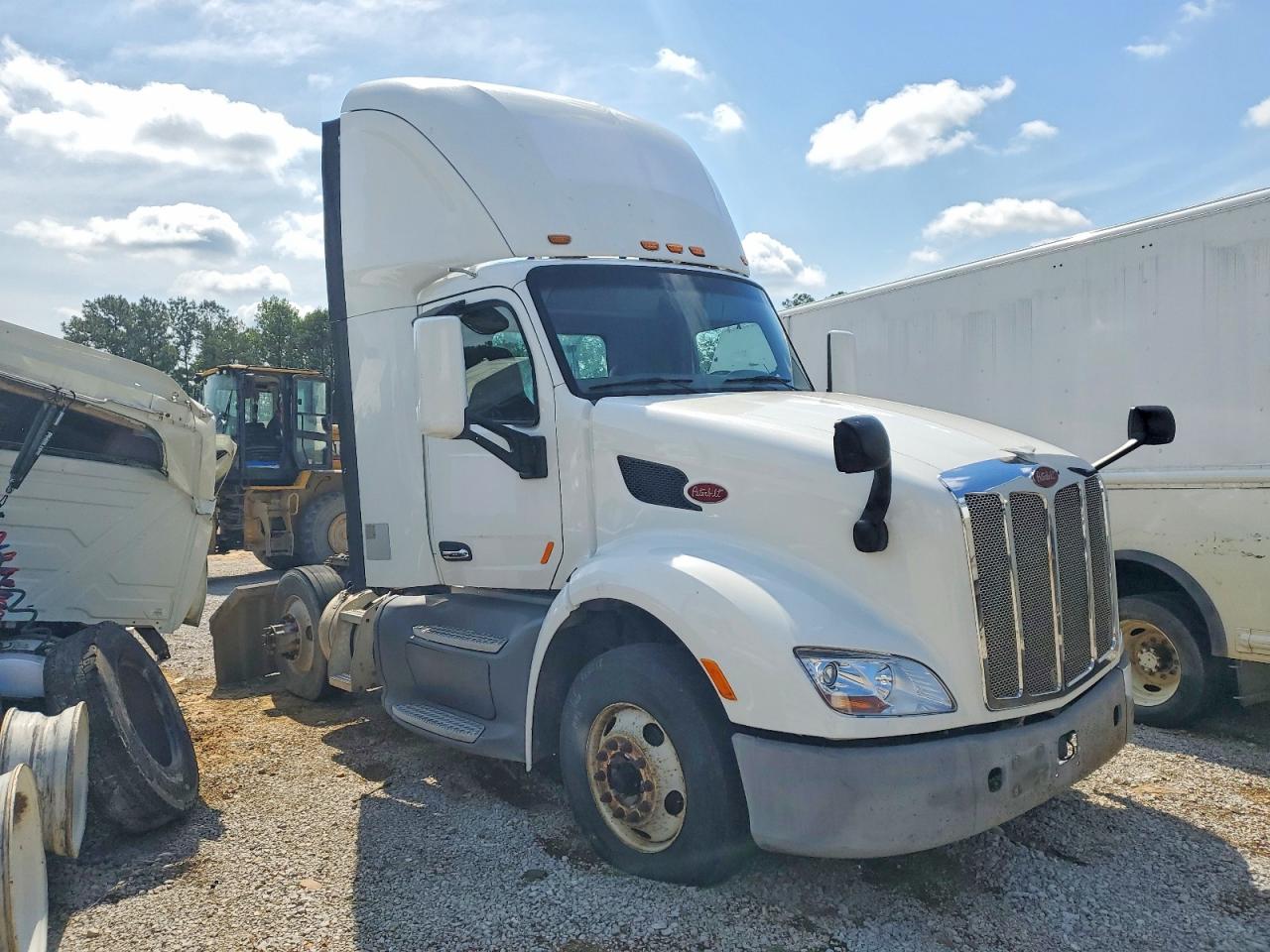 2017 PETERBILT All other VIN 1XPBA48X7HD428889 photo 1