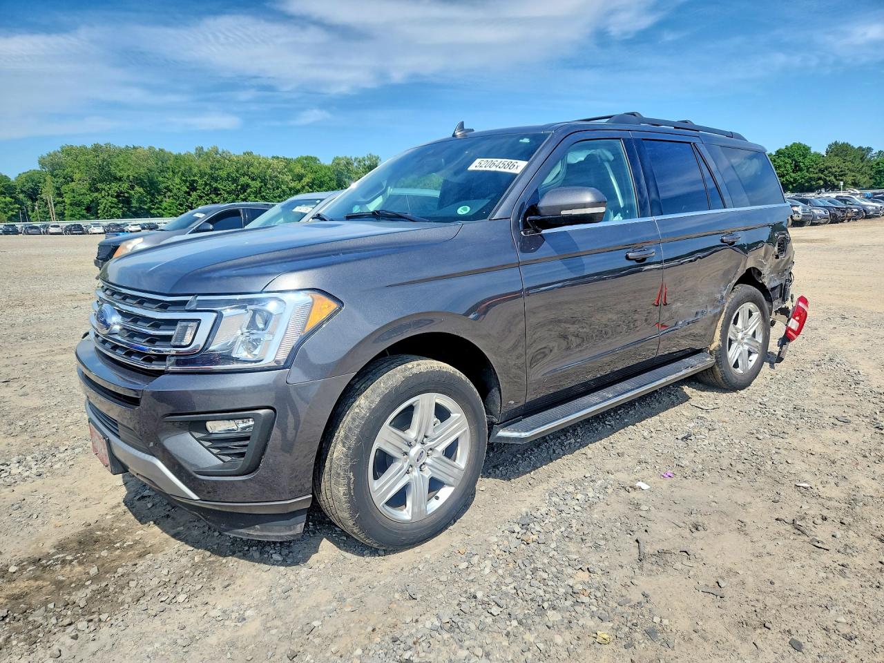 2021 Ford Expedition VIN 1FMJU1HT8MEA43566 photo 1