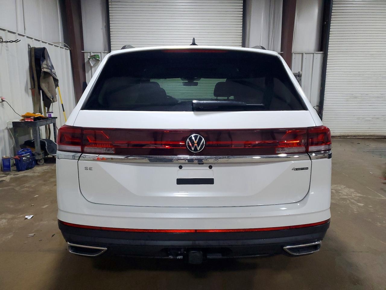 2026 Volkswagen Atlas VIN 1V2KN2CA3TC532032 photo 6