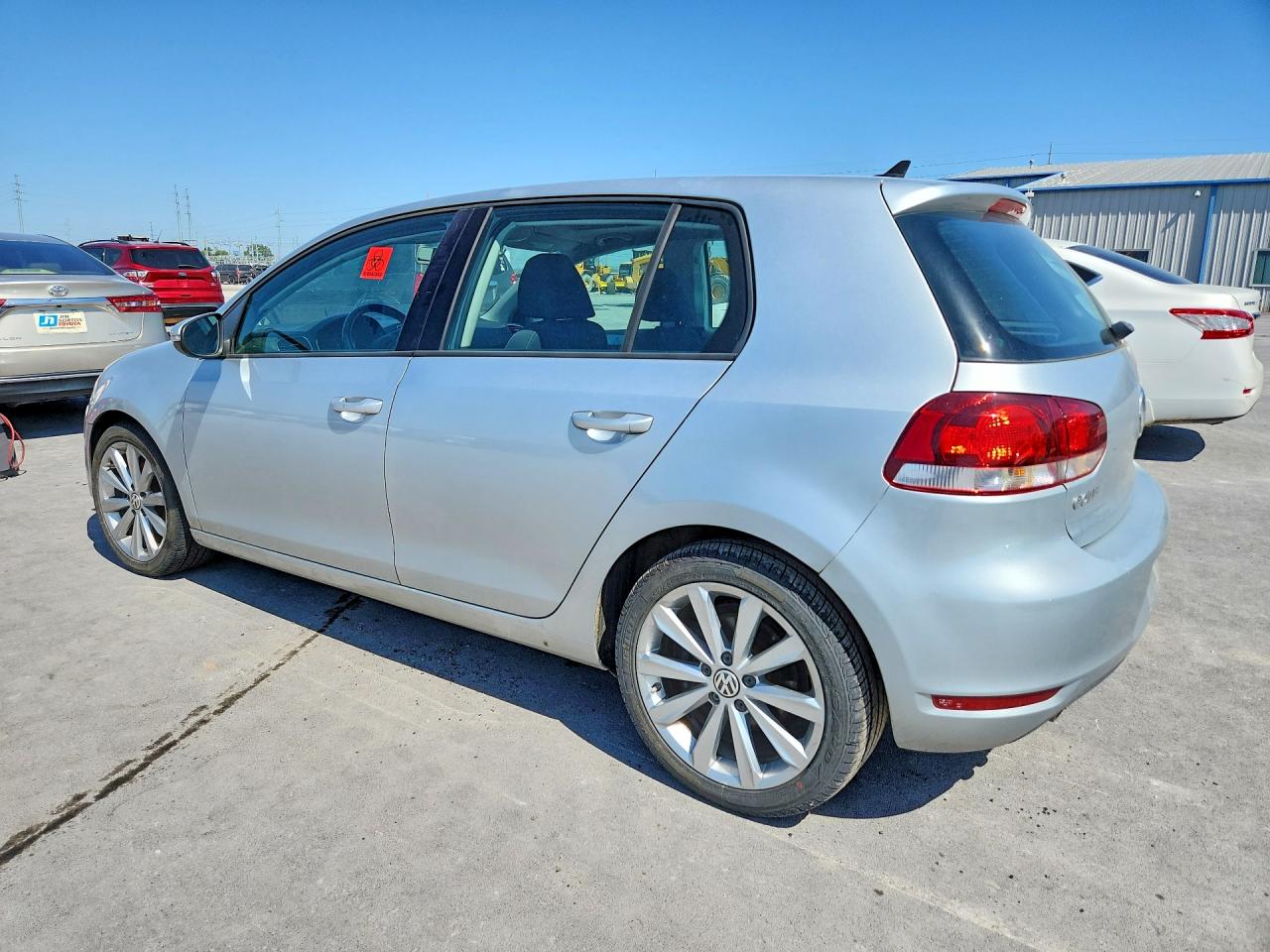 2013 Volkswagen Golf VIN WVWDM7AJ4DW029493 photo 2