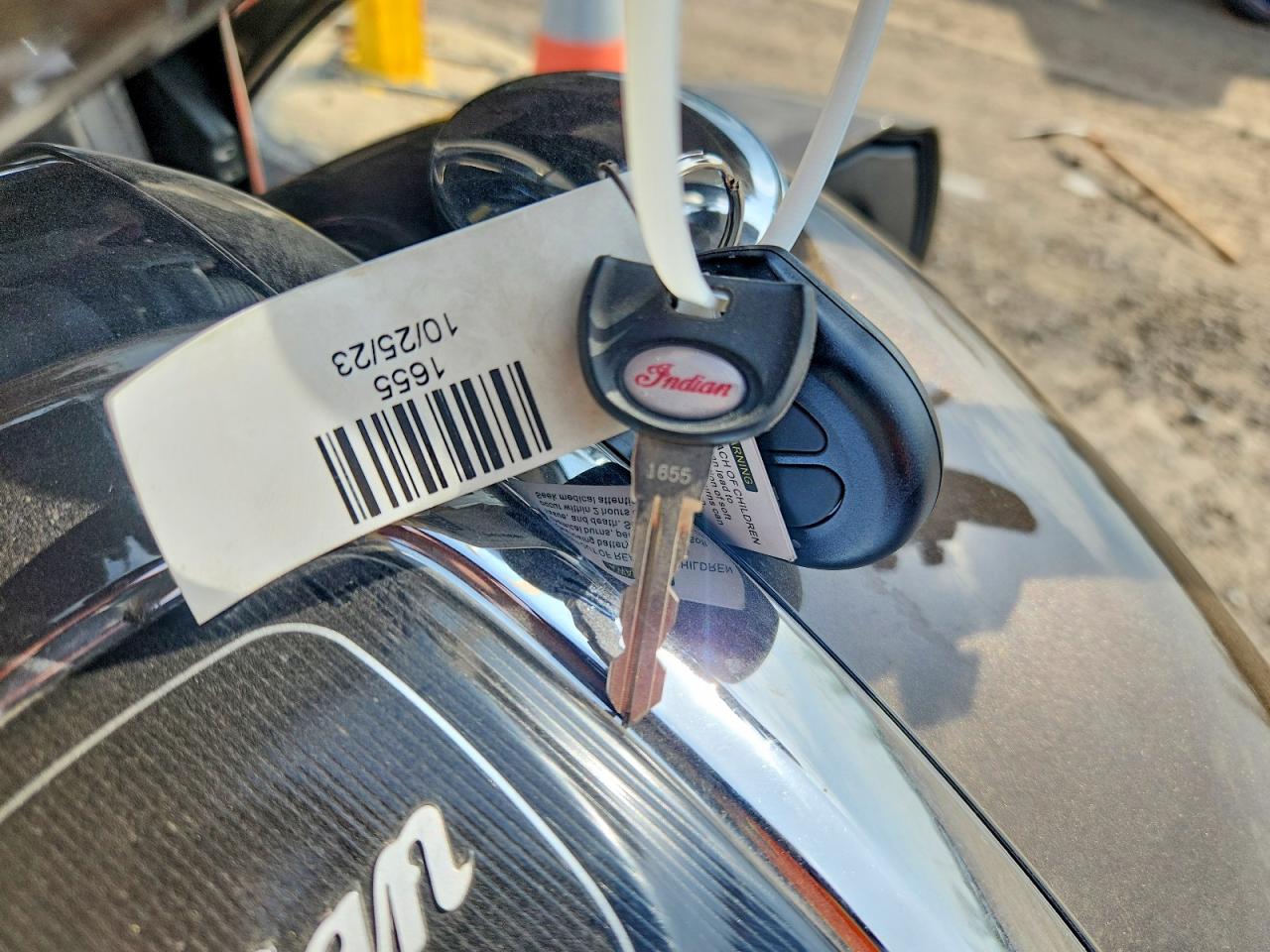 2023 INDIAN Motorcycle VIN 56KTRABB1P3418058 photo 8