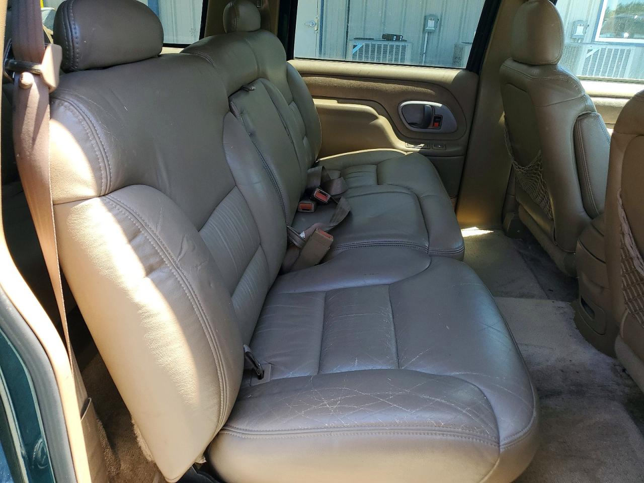 1995 CHEVROLET Suburban VIN 3GNEC16K9SG104410 photo 10