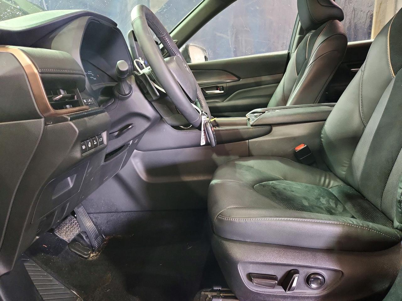 2025 Toyota All other VIN 5TDADAB56SS012886 photo 7