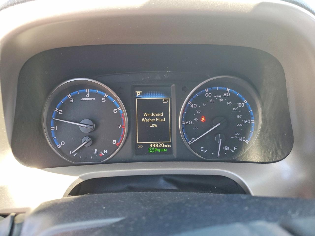 2018 Toyota Rav4 VIN 2T3RFREVXJW839472 photo 9