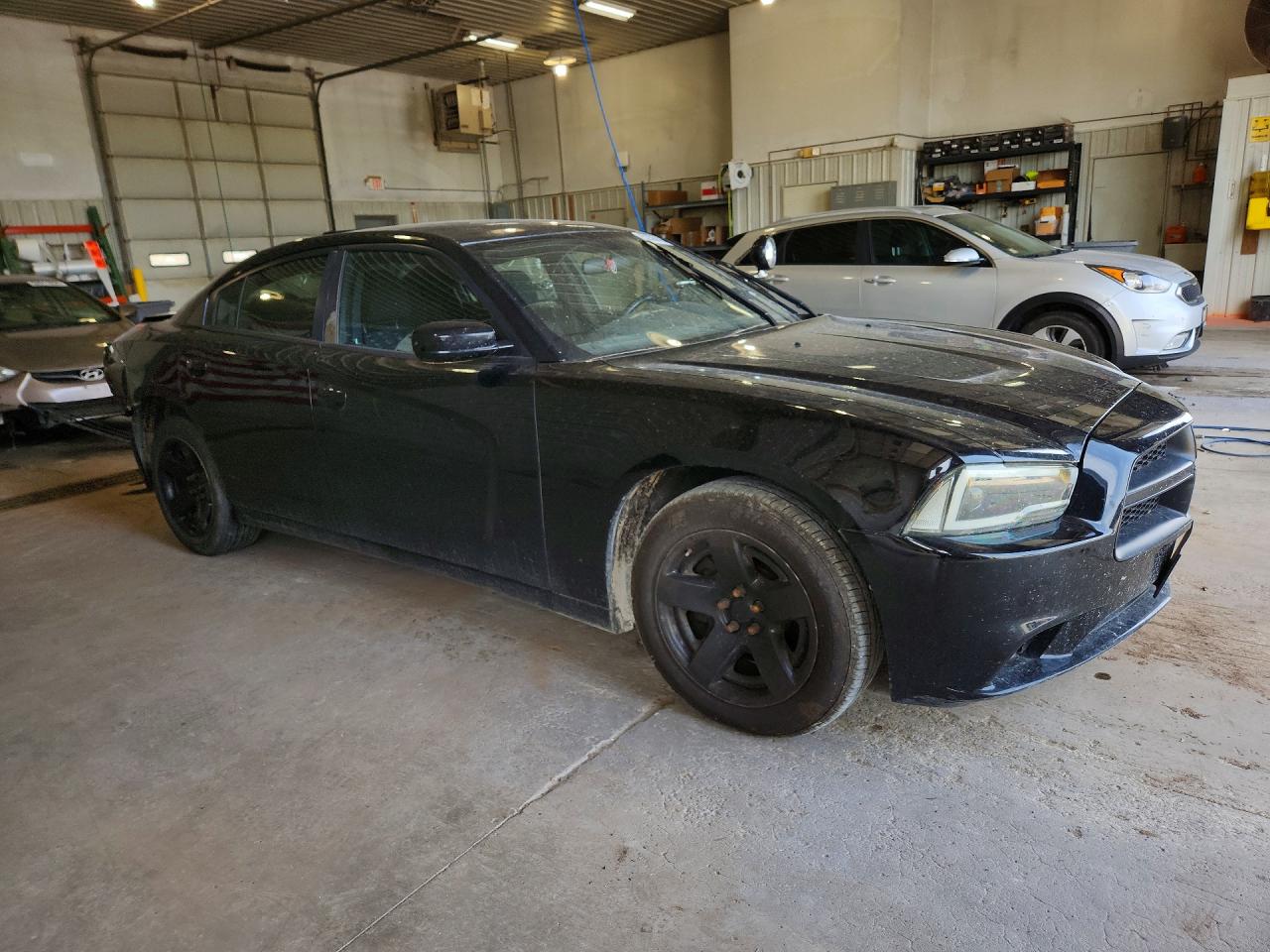 2012 Dodge Charger VIN 2C3CDXAT0CH305196 photo 4