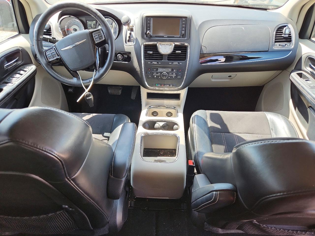 2016 Chrysler Minivan VIN 2C4RC1JG8GR254233 photo 8