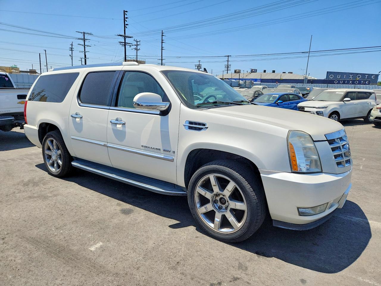 2008 Cadillac Escalade VIN 1GYFK66838R214714 photo 4