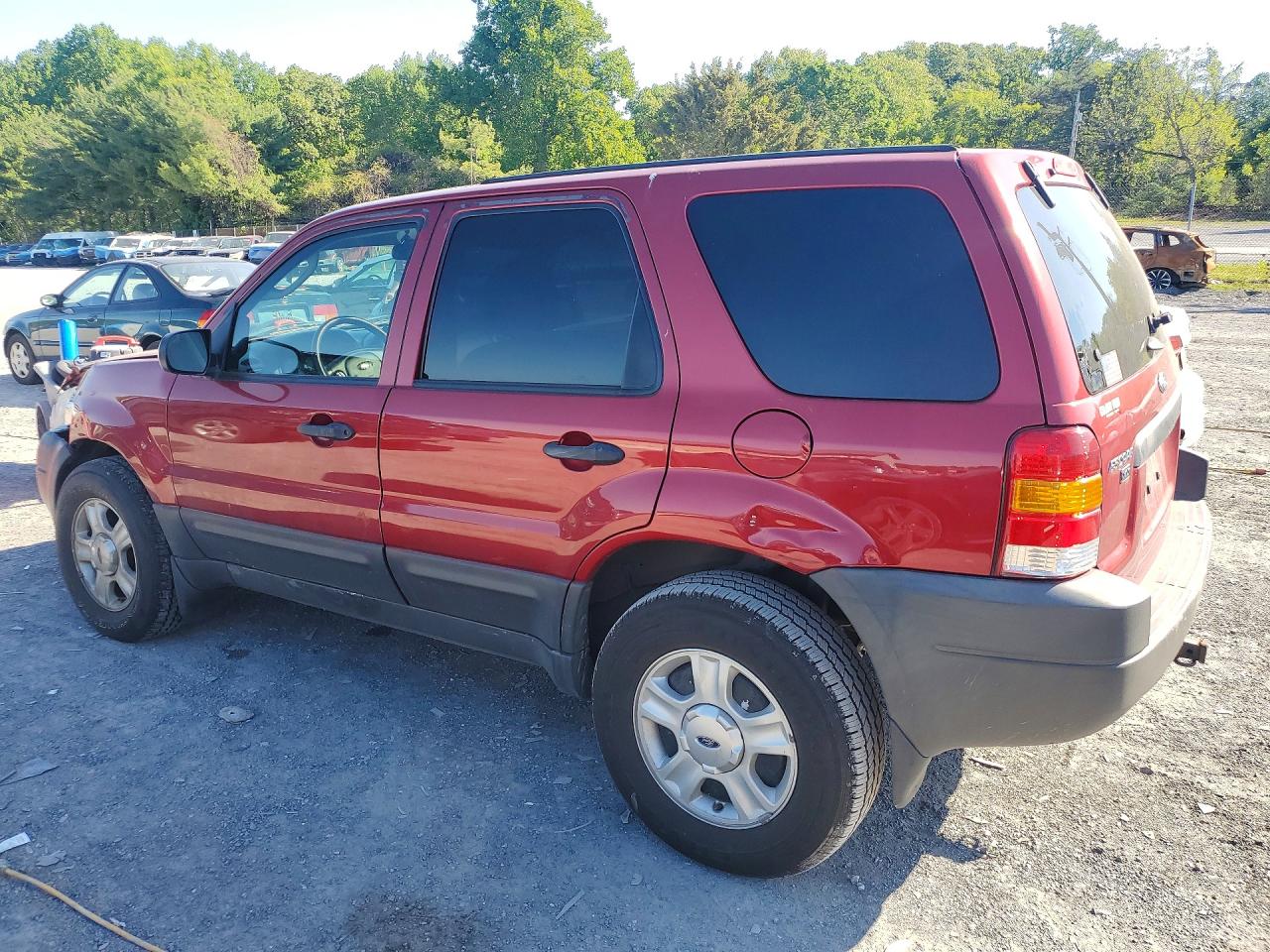 2003 FORD Escape VIN 1FMCU93103KC97561 photo 2