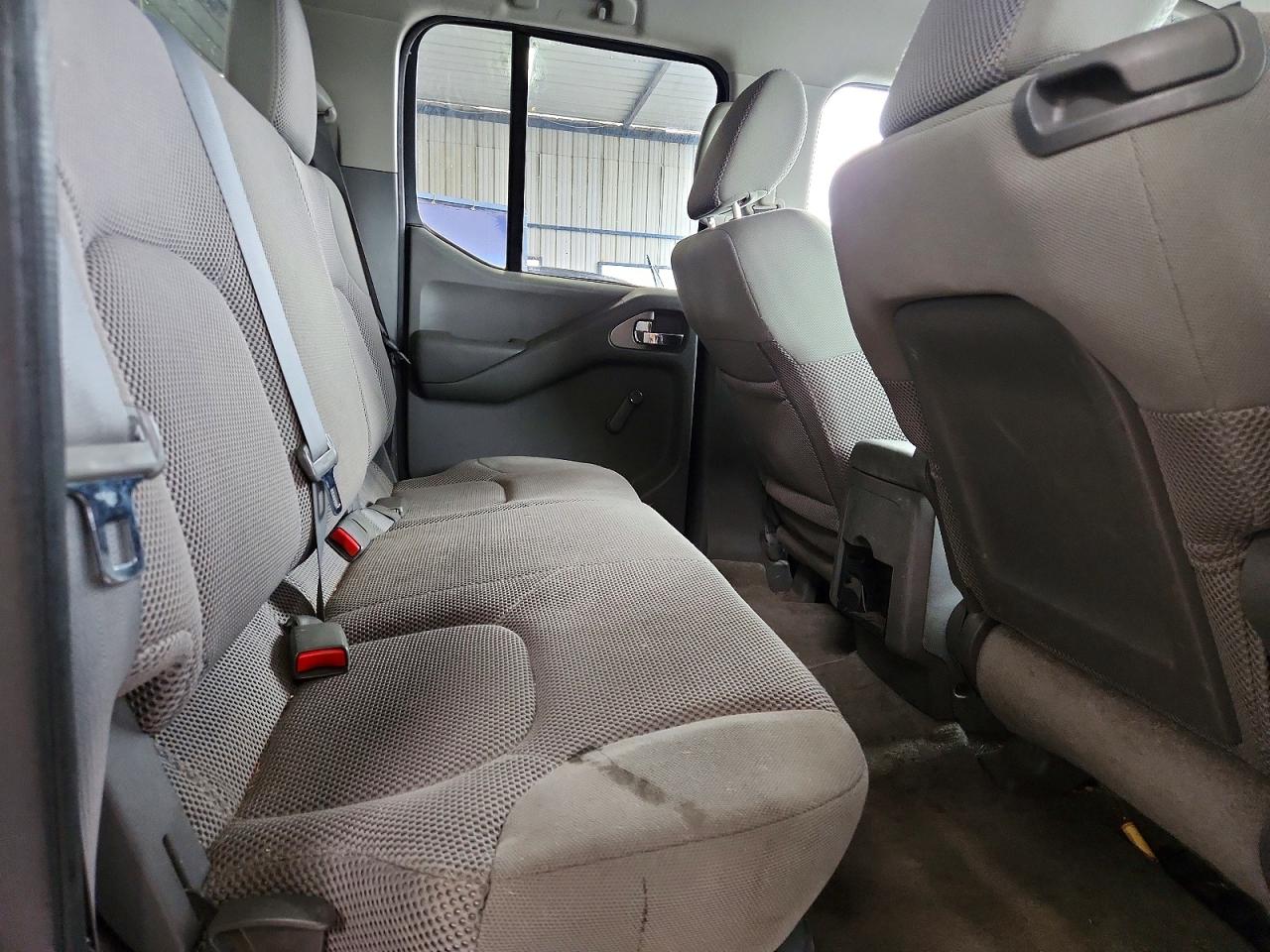 2013 NISS Frontier VIN 1N6AD0ER2DN755012 photo 10