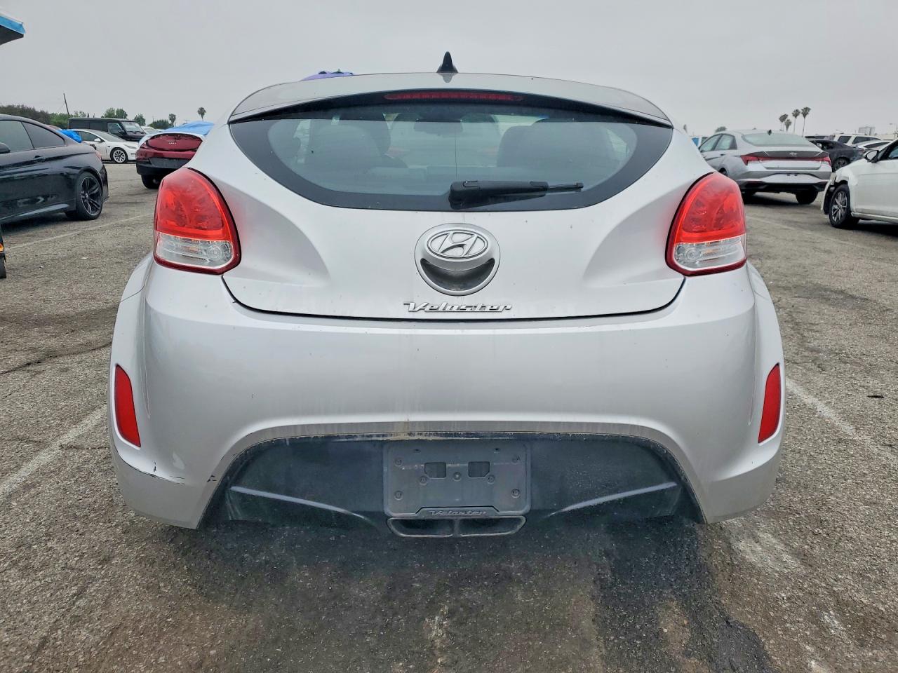 2012 Hyundai Veloster VIN KMHTC6AD4CU079447 photo 6
