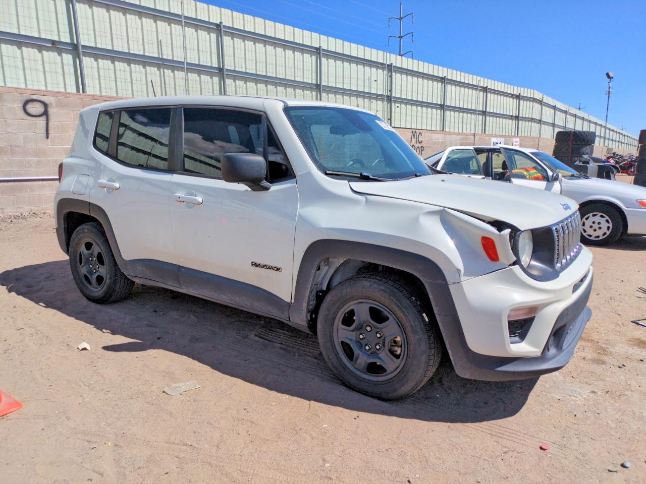 2019 Renegade VIN ZACNJAAB7KPK62035 photo 4