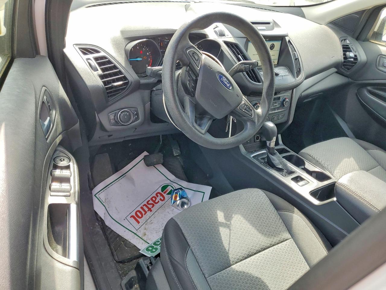 2017 Ford Escape VIN 1FMCU9GD3HUB32829 photo 8