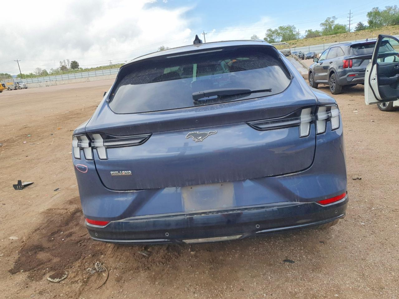 2021 Ford Mustang VIN 3FMTK3SU8MMA08600 photo 6