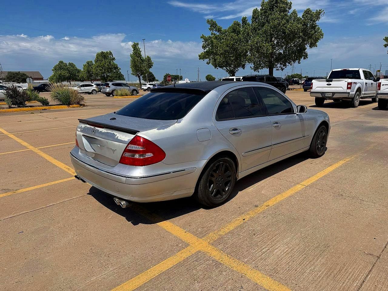 2006 Mercedes-Benz E-class VIN WDBUF56J56A948487 photo 4