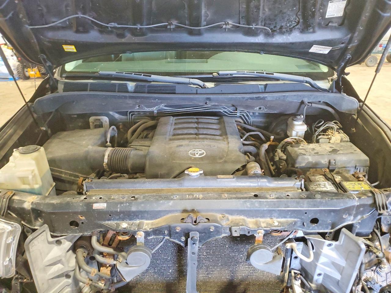 2013 Toyota Tundra VIN 5TFBY5F14DX277682 photo 11