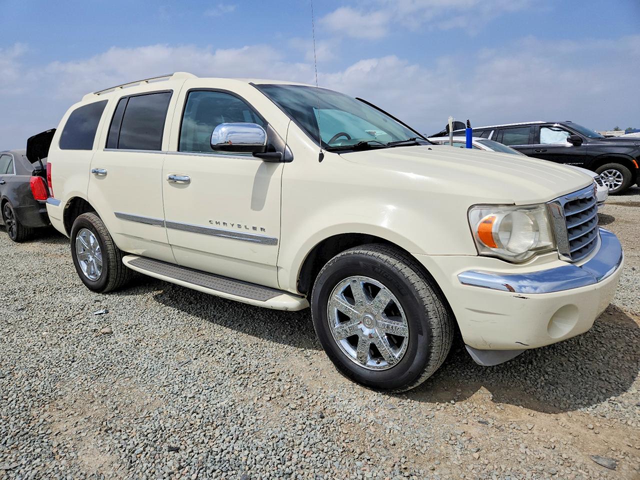2008 CHRYSLER Aspen VIN 1A8HX58298F158453 photo 4