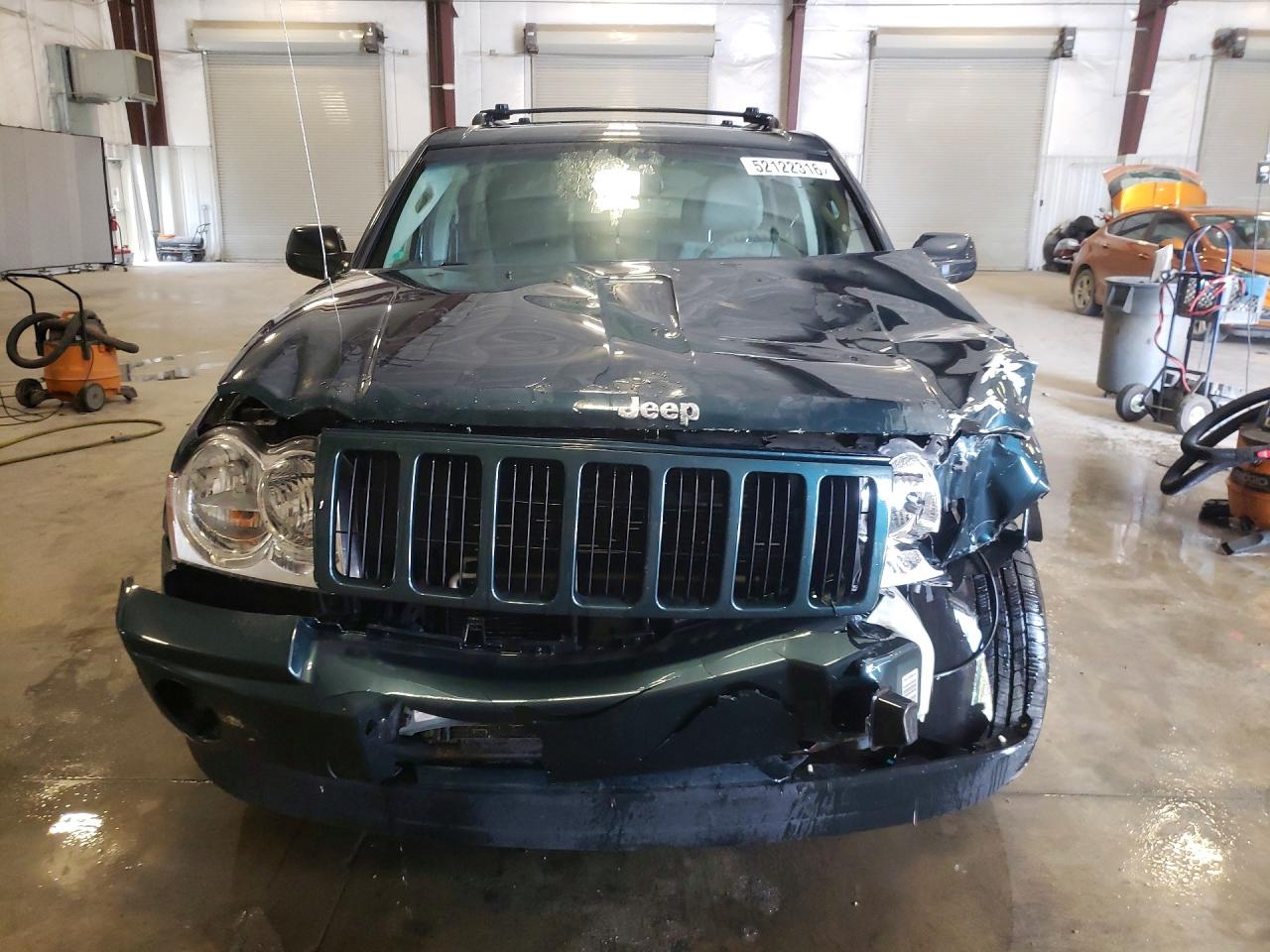 2005 Jeep Cherokee VIN 1J4GR48K85C591678 photo 5