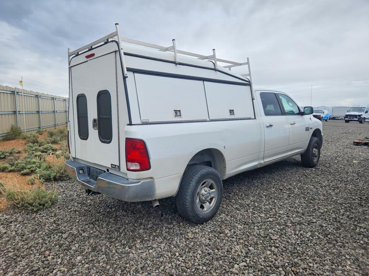 2011 Dodge All models VIN 3D7TT2CT7BG623674 photo 3