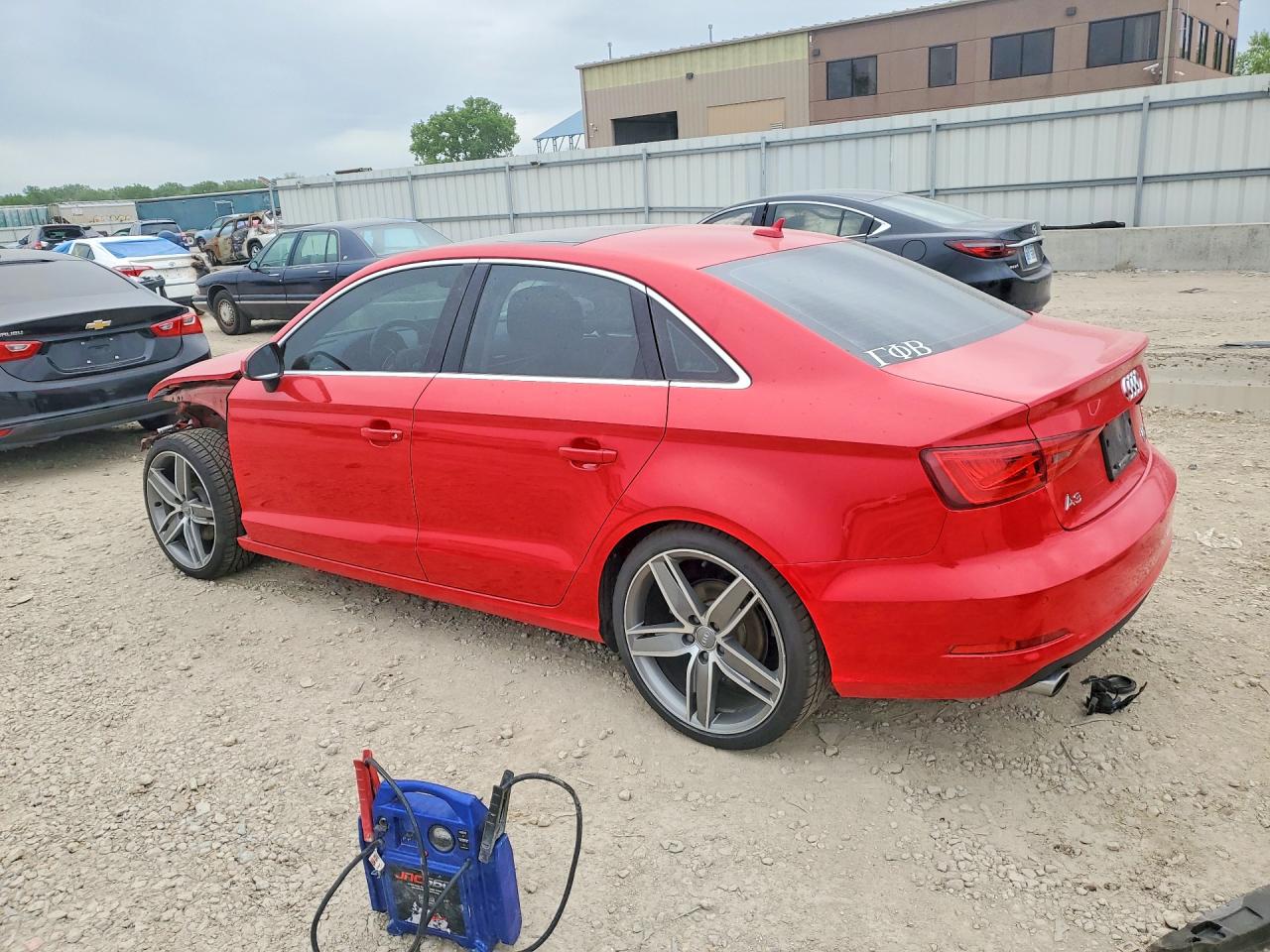 2016 Audi A3 VIN WAUE8GFF8G1057292 photo 2