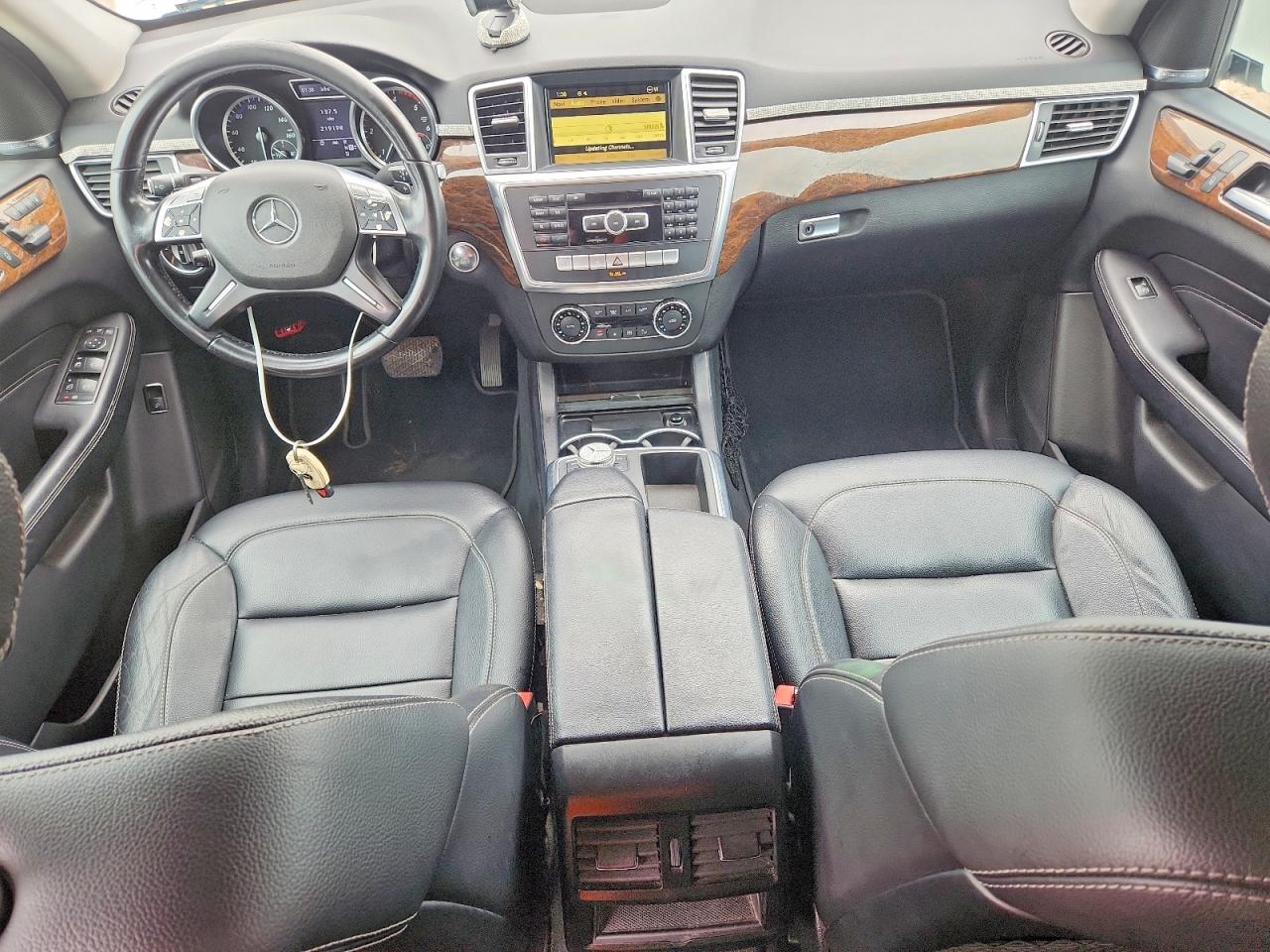 2012 Mercedes-Benz M-class VIN 4JGDA2EBXCA079322 photo 8