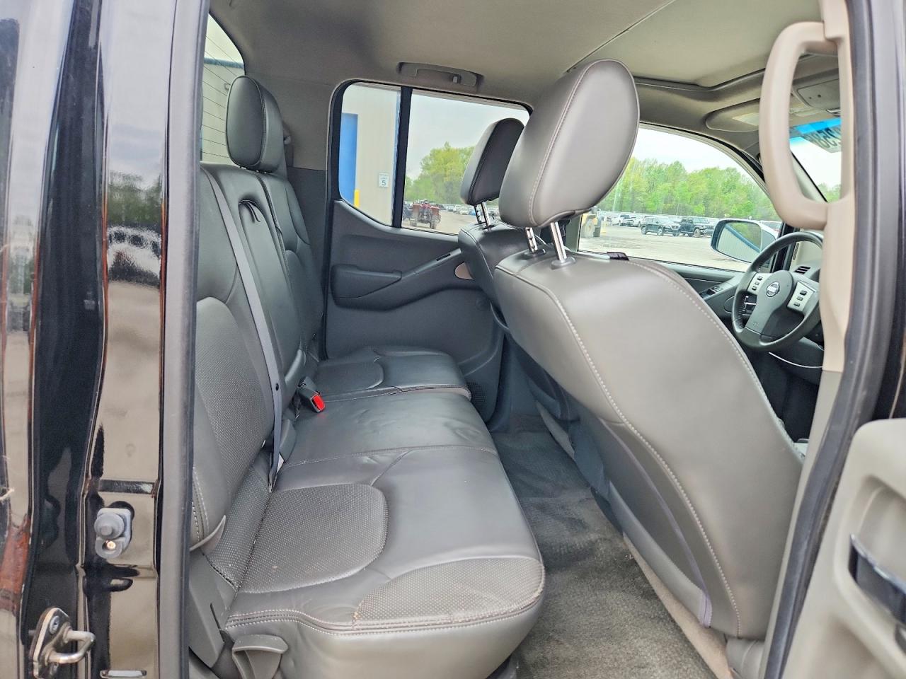 2011 Nissan Frontier VIN 1N6AD0EV6BC418168 photo 10