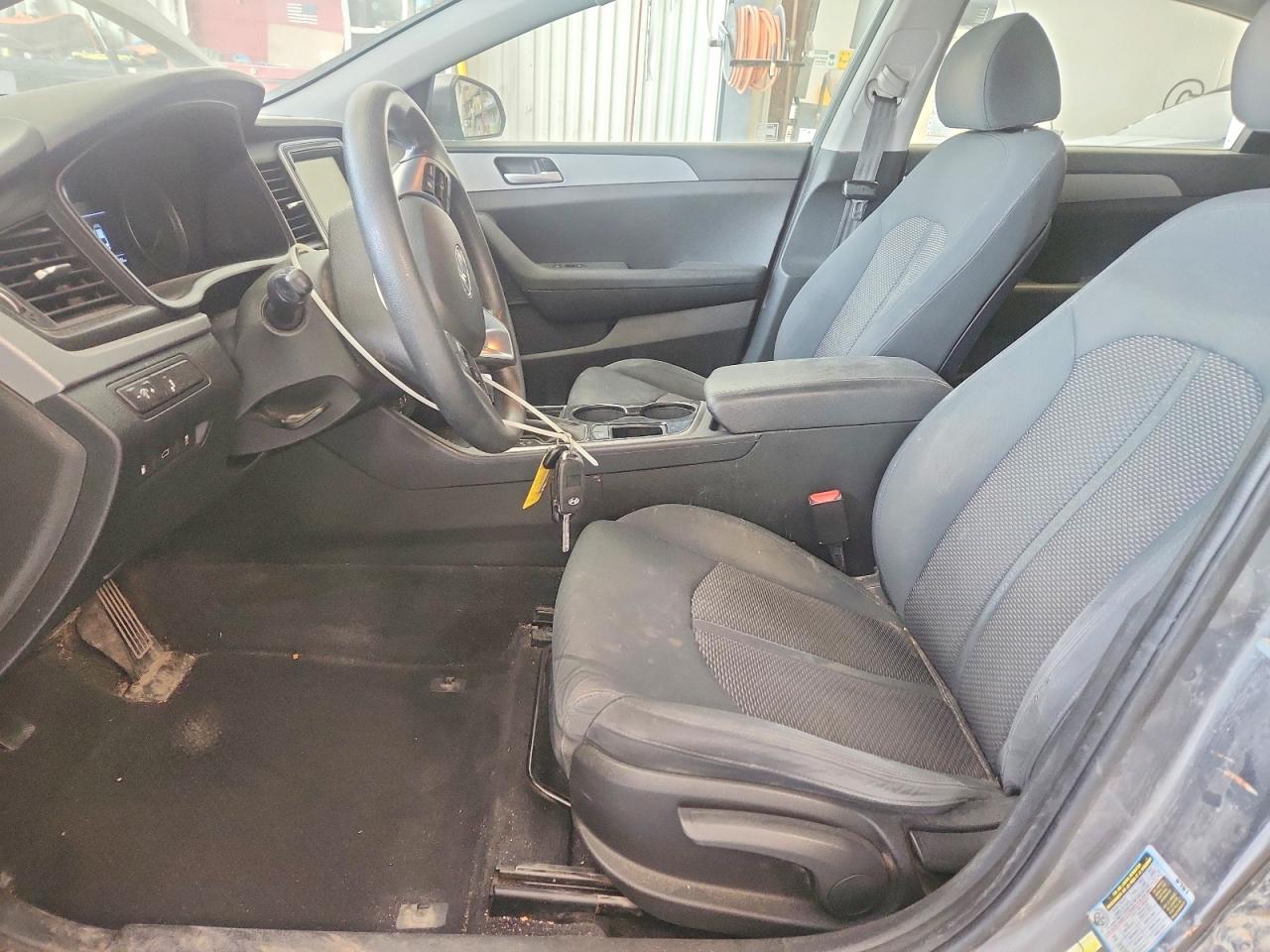 2019 Hyundai Sonata VIN 5NPE24AF2KH742240 photo 7