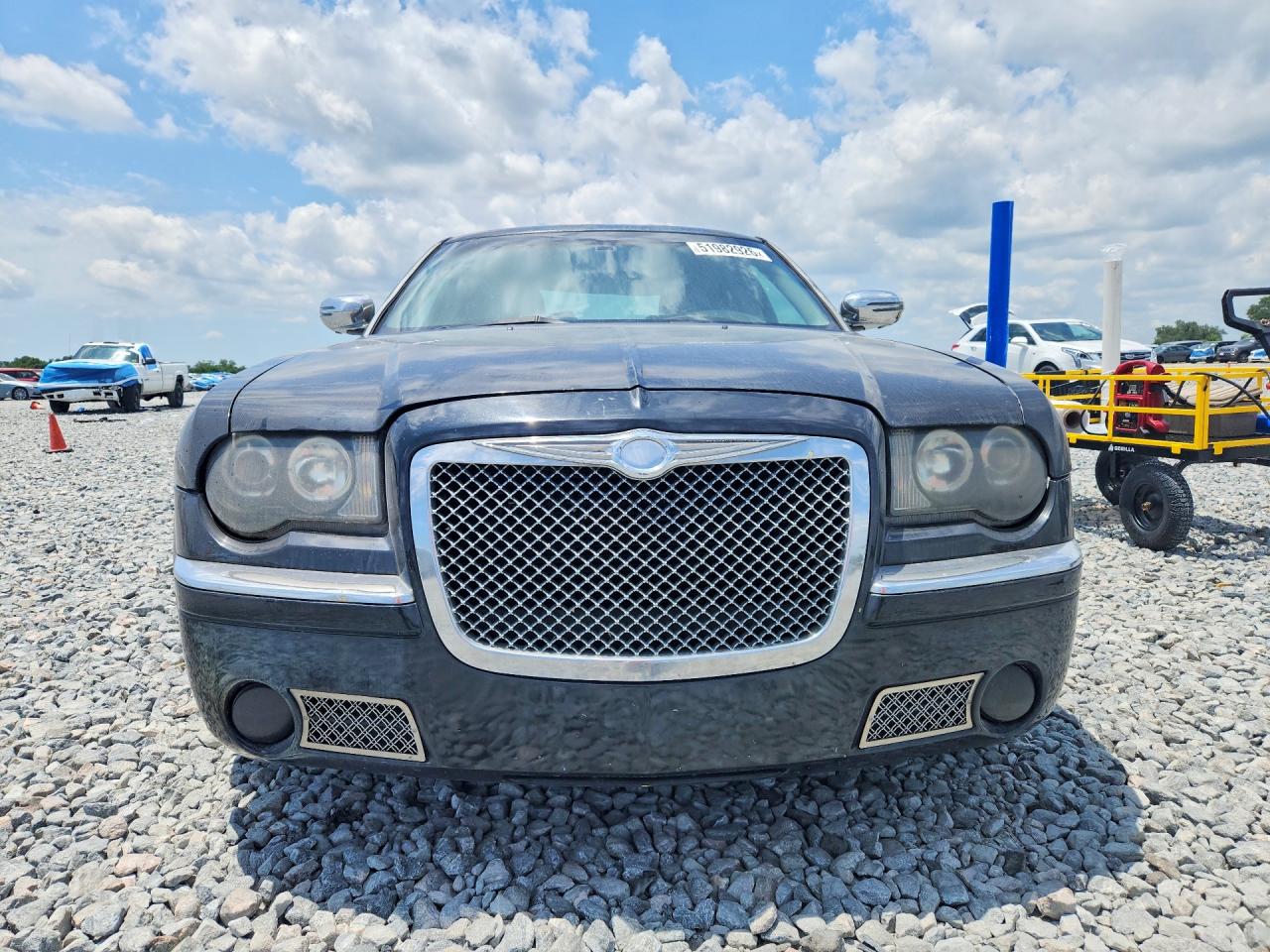 2006 Chrysler 300 VIN 2C3KA63H56H377975 photo 5