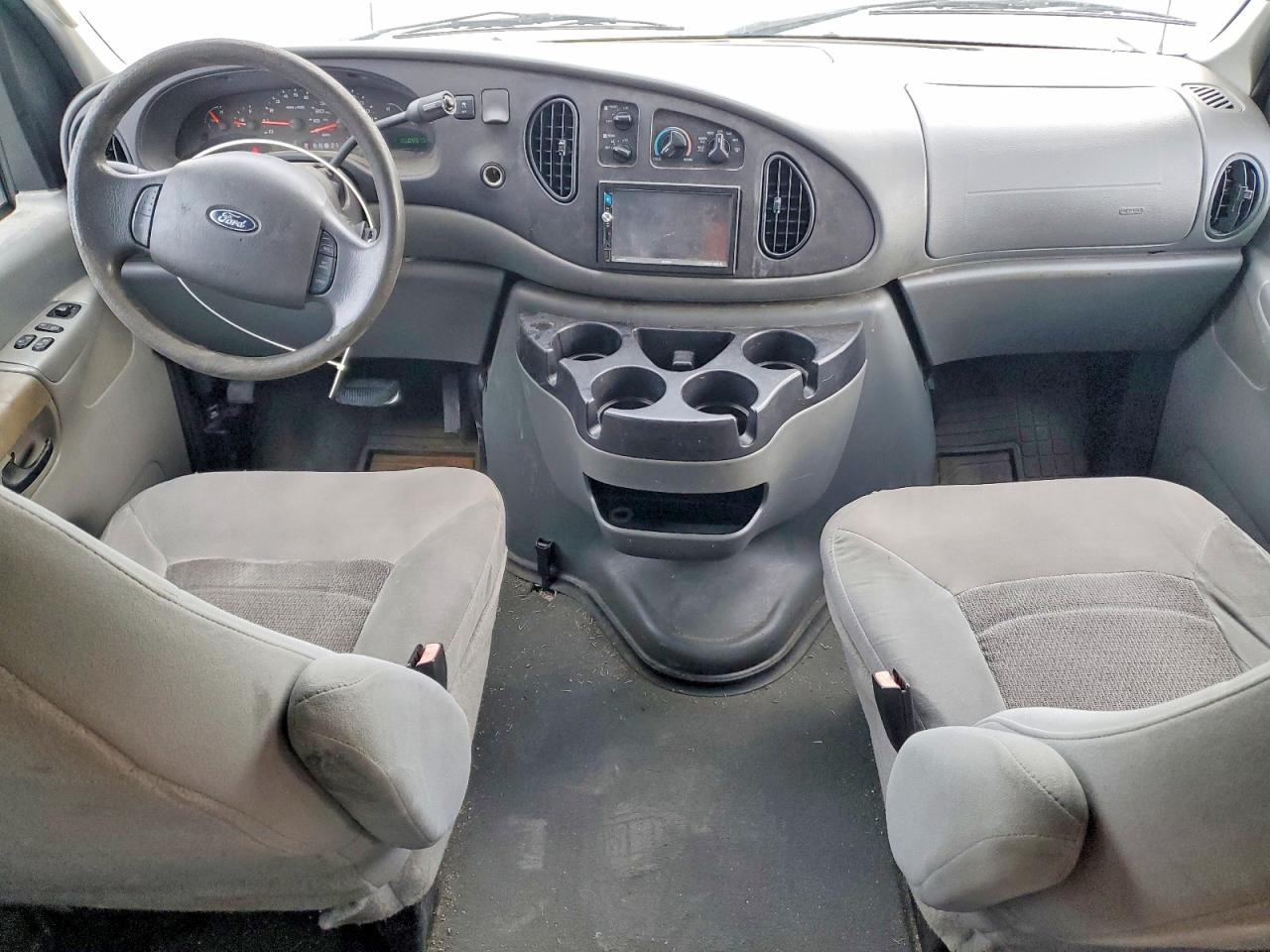 2006 Ford Econoline VIN 1FBSS31L26HB02332 photo 8