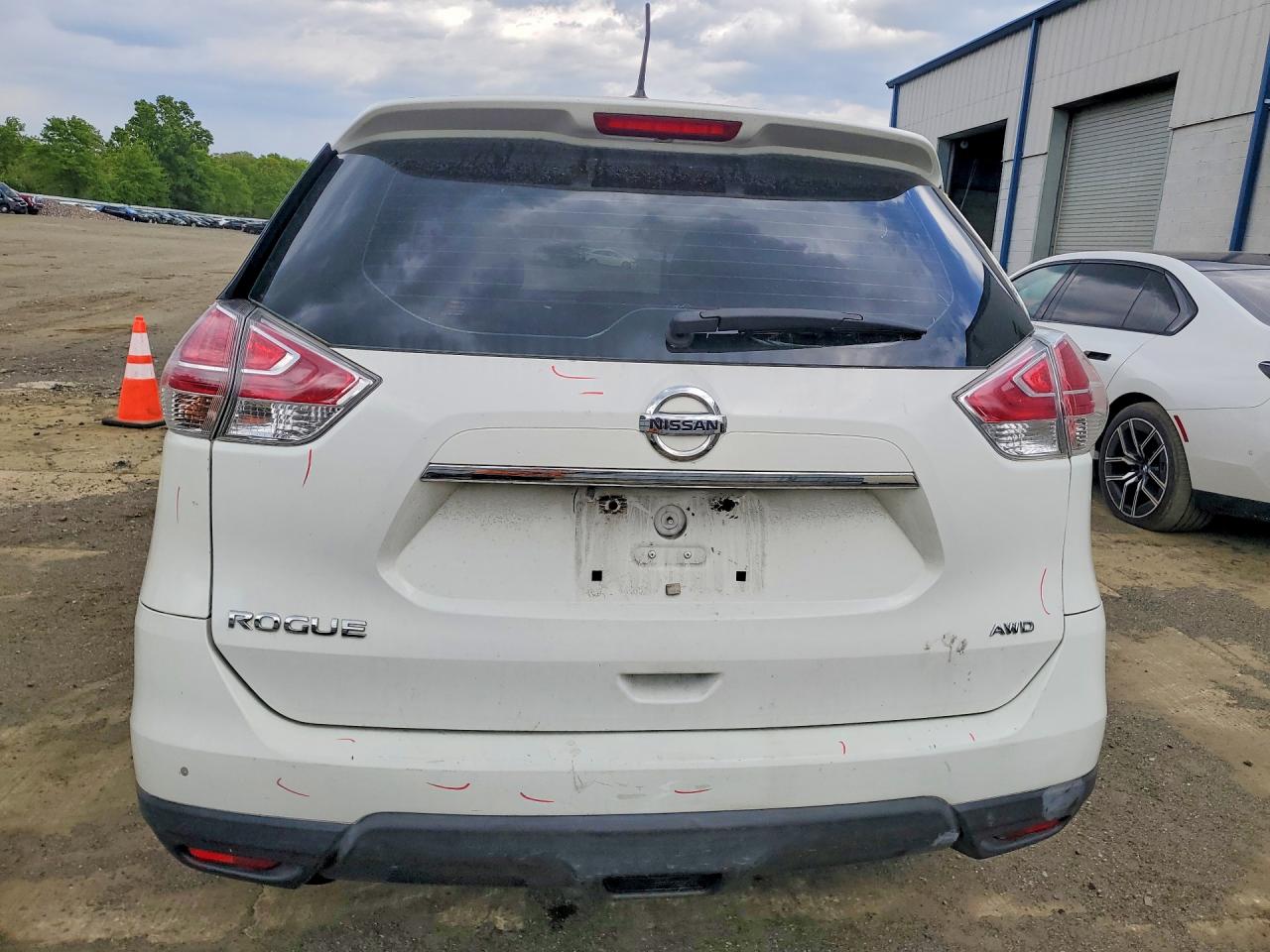 2016 NISS Rogue VIN 5N1AT2MV5GC781874 photo 6