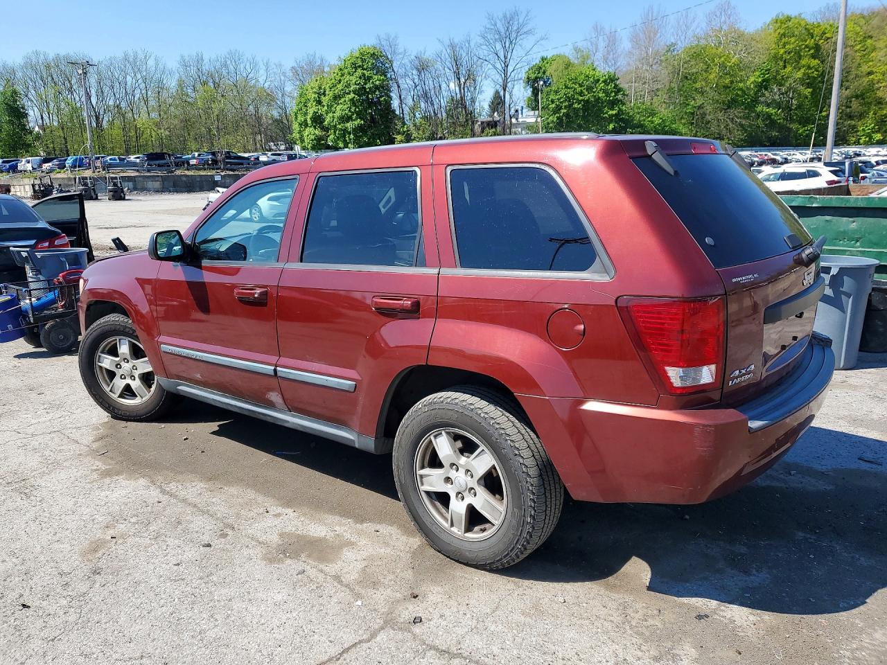 2007 JEEP Cherokee VIN 1J8GR48K37C603804 photo 2