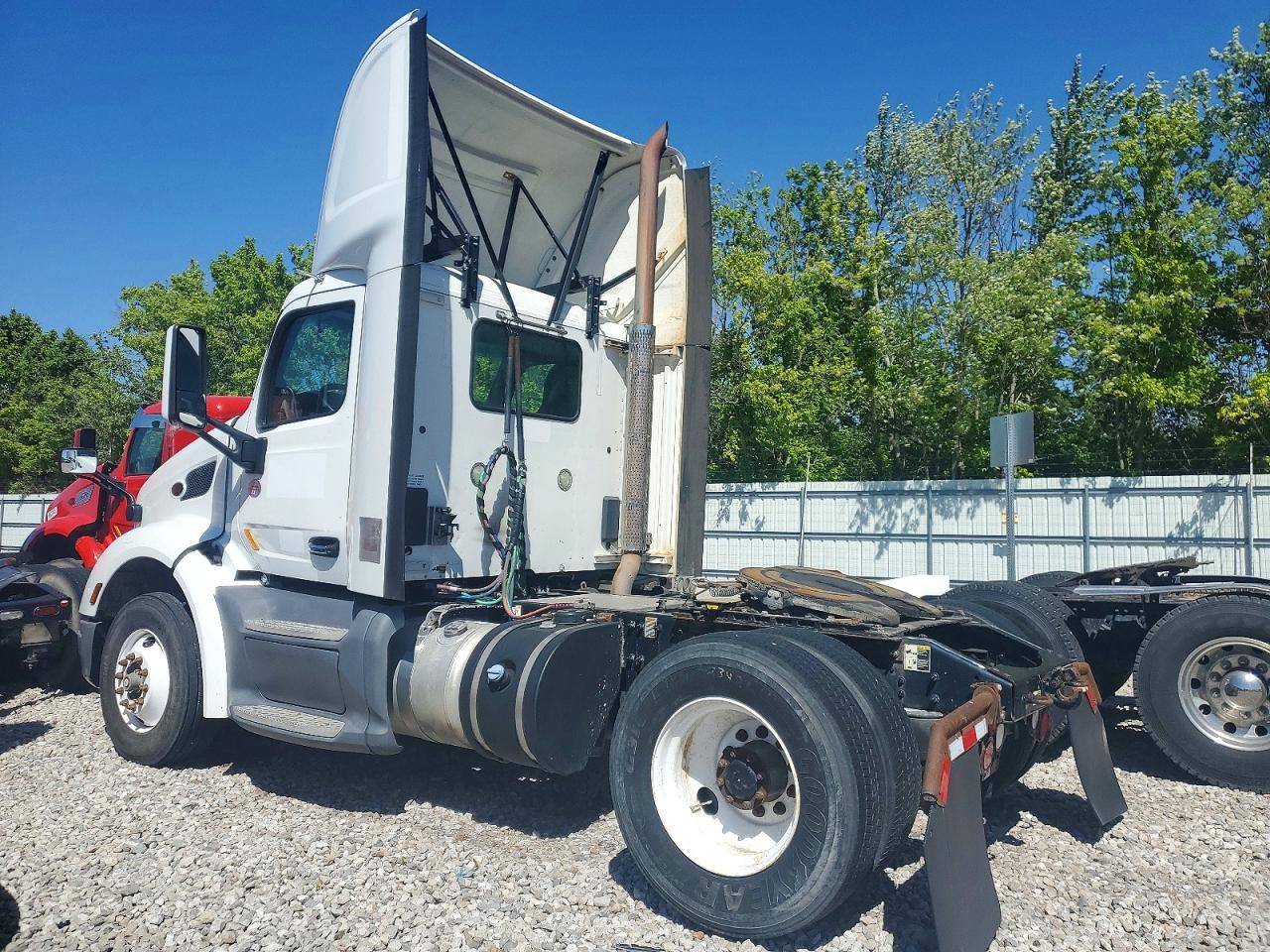 2016 PETERBILT All other VIN 1XPBA48X5GD354421 photo 3