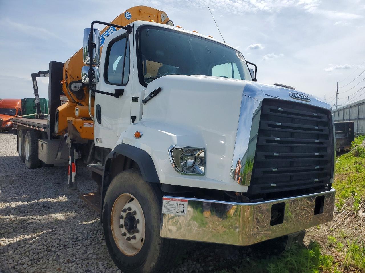 2014 FREIGHTLINER All other VIN 1FVHG5CY6EHFP1232 photo 1