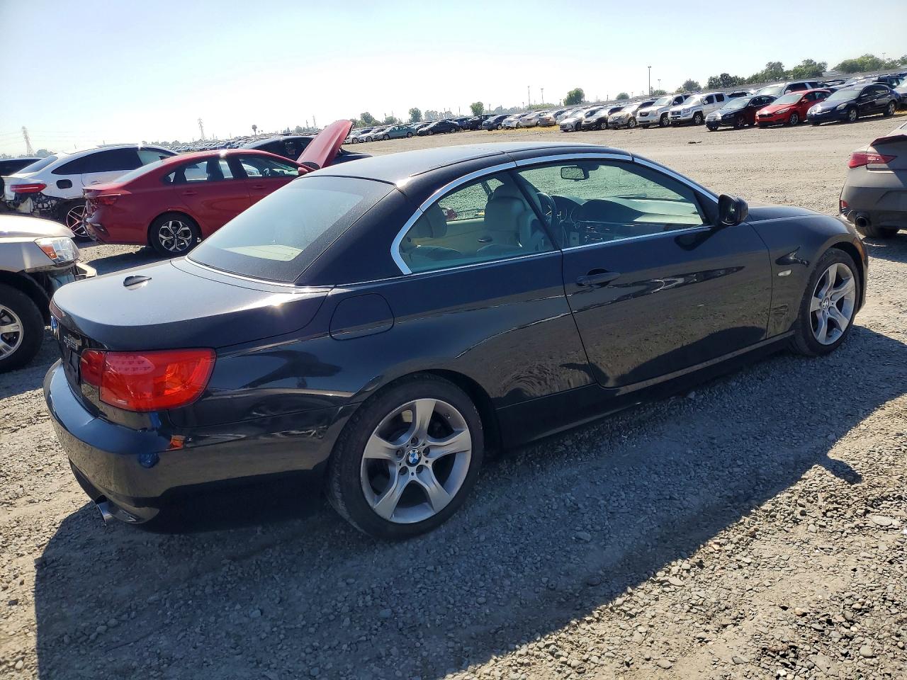 2012 BMW 3 series VIN WBADX7C5XCE745310 photo 3