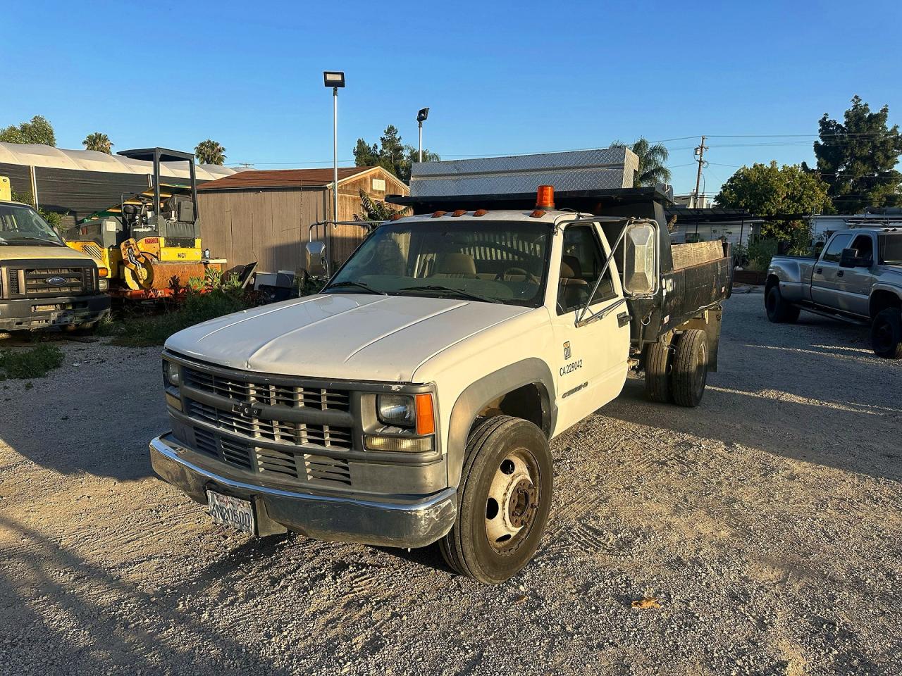 2000 Chevrolet Gmt VIN 1GBKC34J8YF477194 photo 12