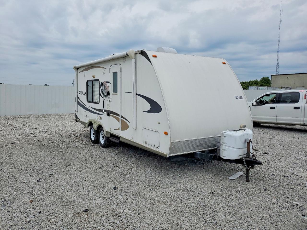 2011 DUTCHMEN All models VIN 47CTS5L21BK127458 photo 1