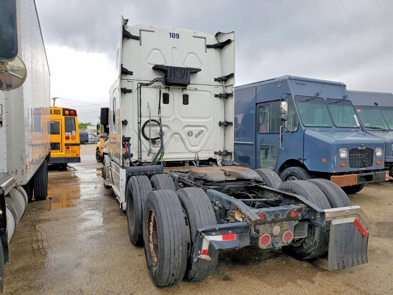 2016 FREIGHTLINER All other VIN 1FUJGLD5XGLHE3661 photo 3