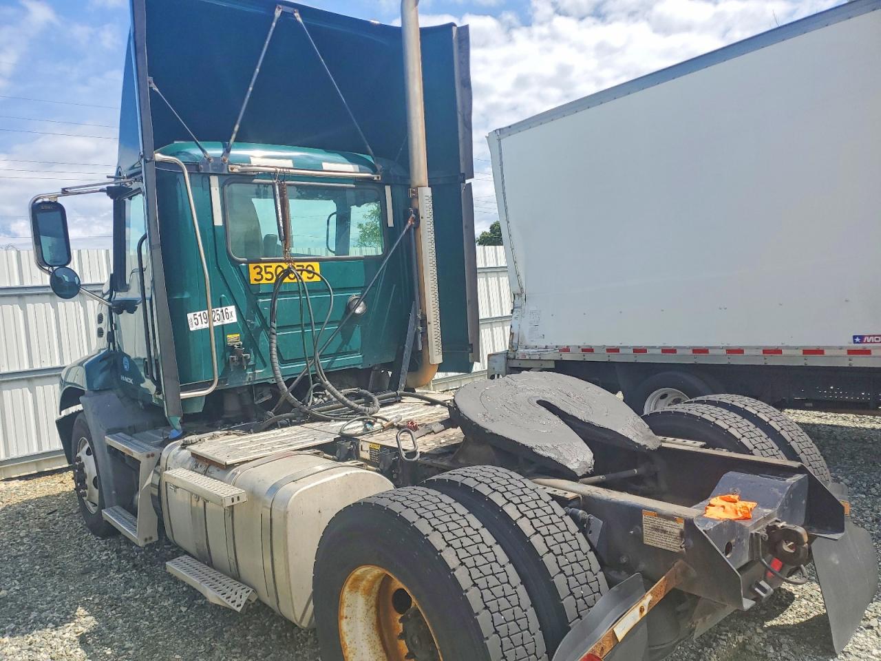 2016 MACK All other VIN 1M1AW01X8GM008025 photo 3