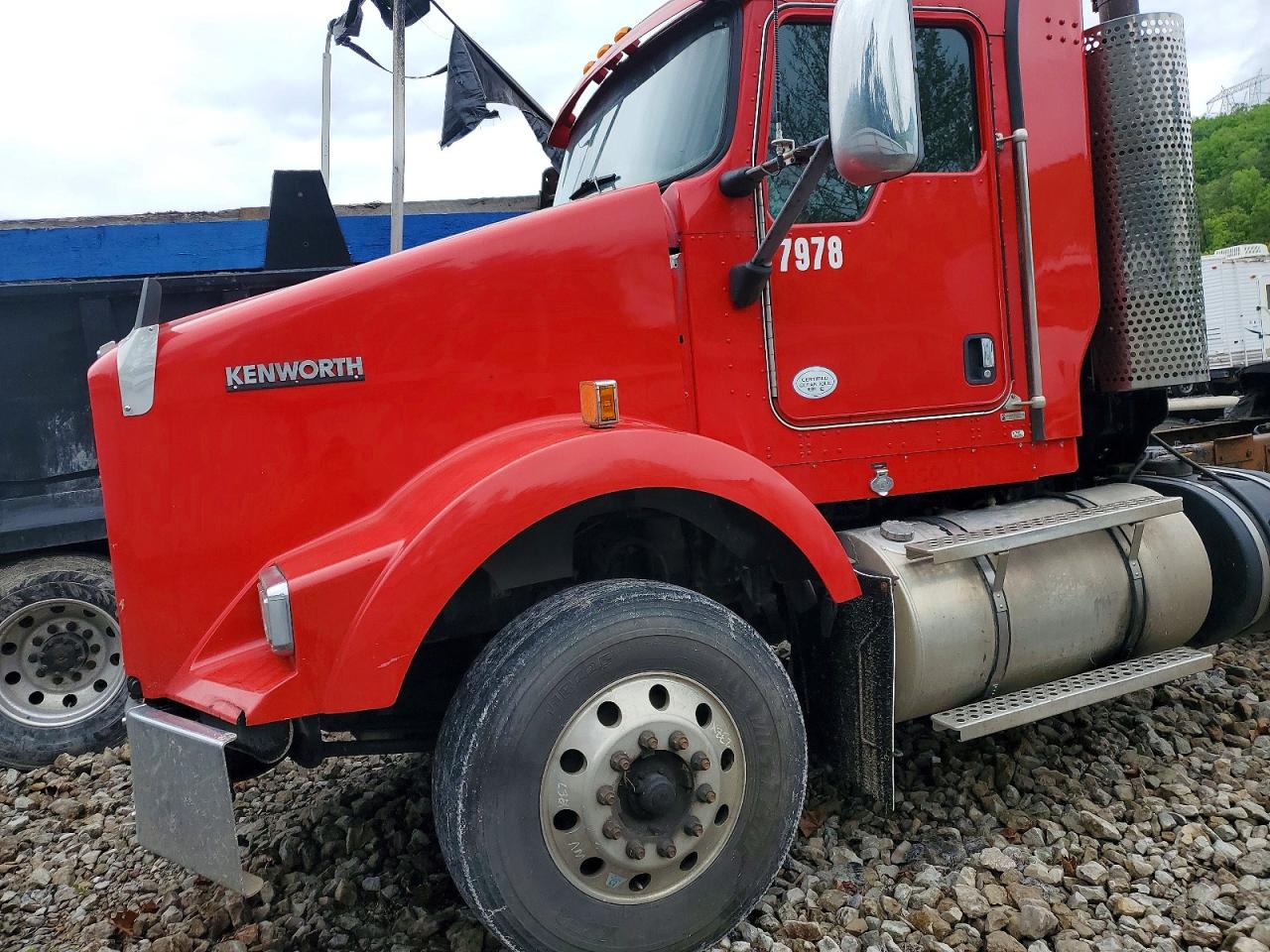 2014 KENWORTH All other VIN 1XKDD49X3EJ417437 photo 2