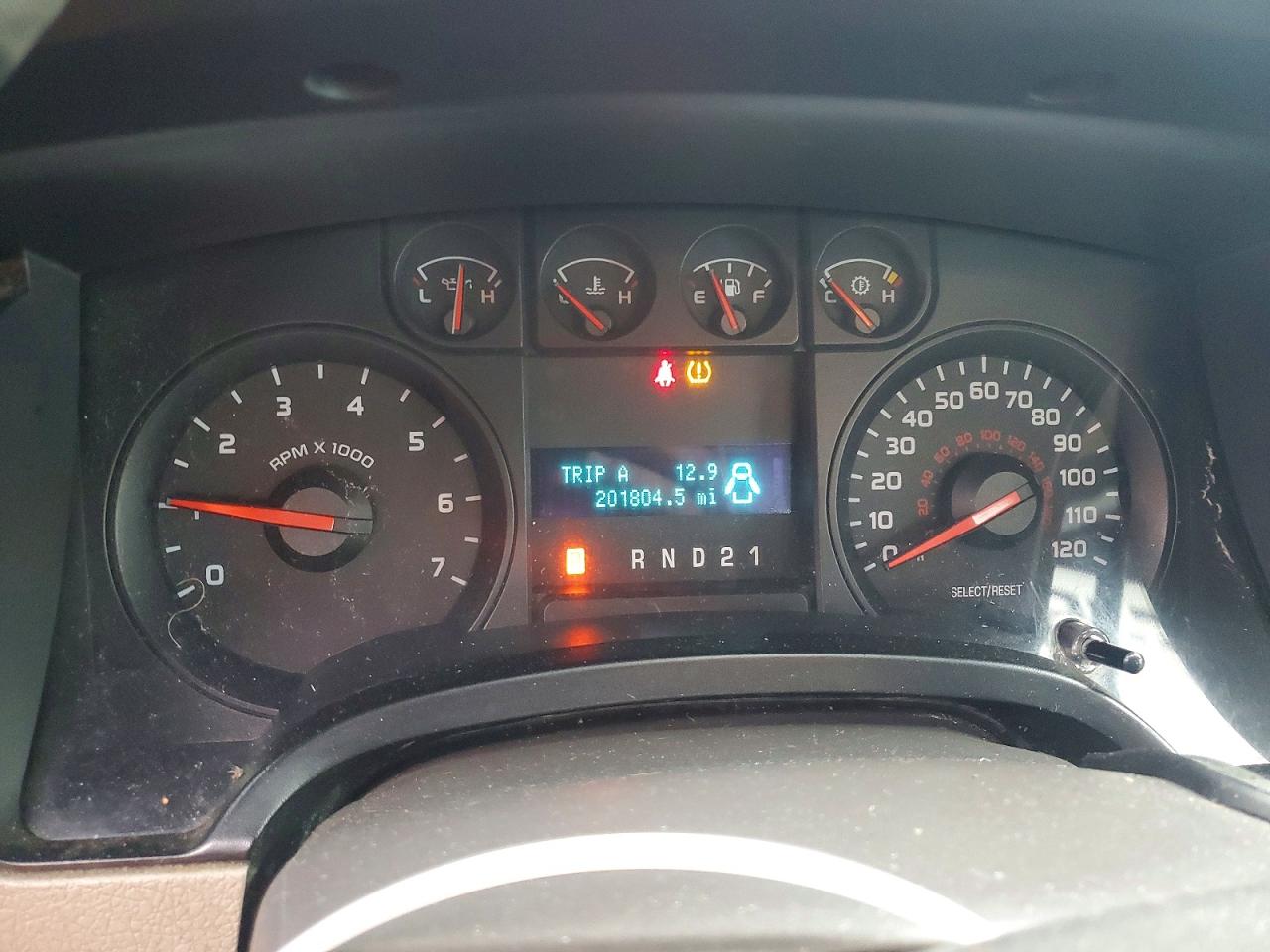 2010 Ford F150 VIN 1FTMF1CW5AKA20594 photo 9