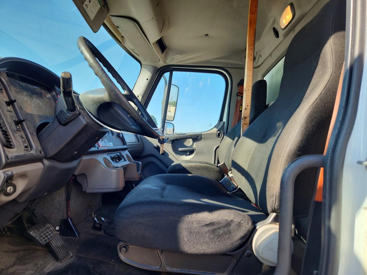 2014 FREIGHTLINER All other VIN 1FVACWDU9EHFX4334 photo 7