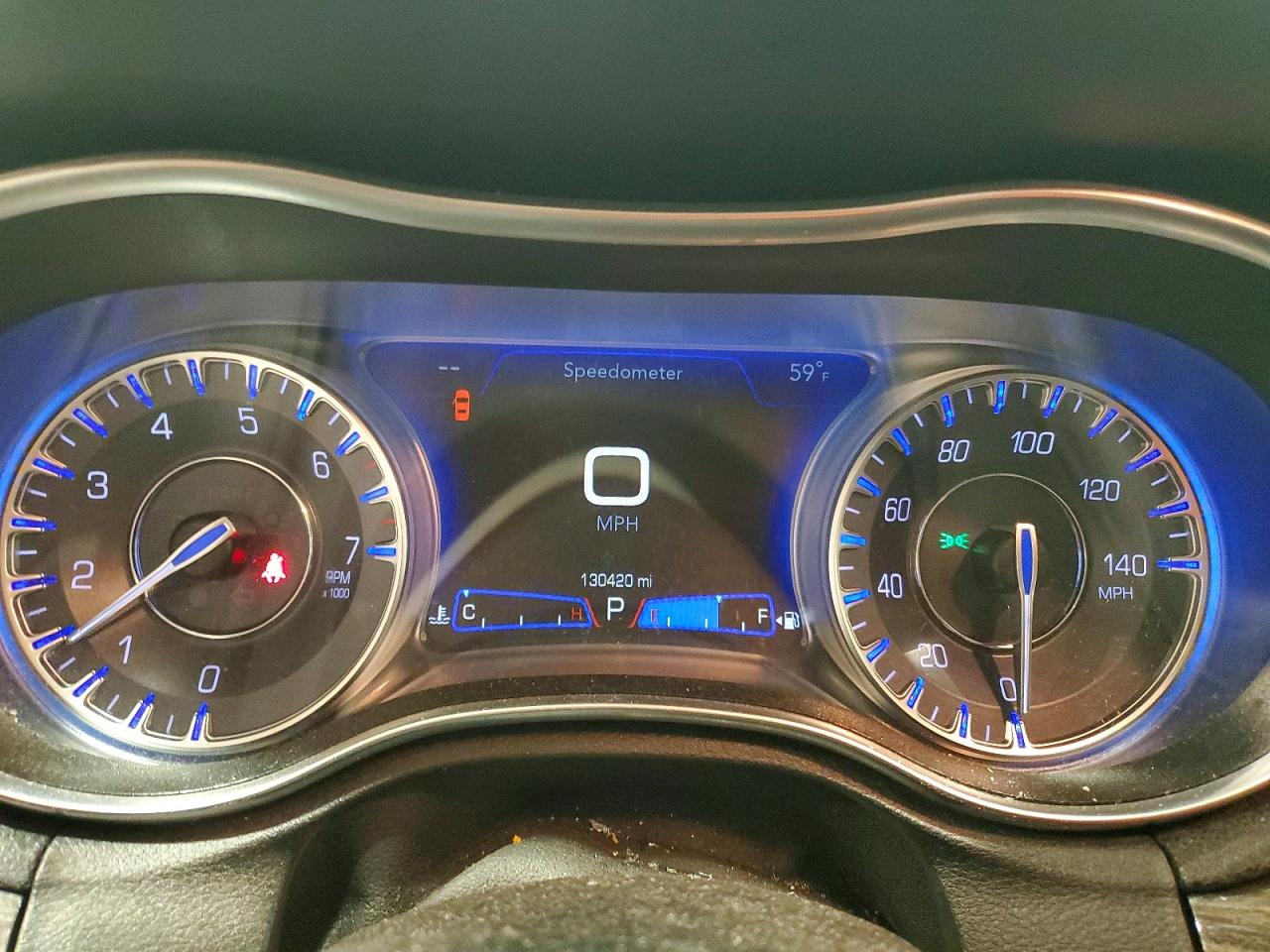 2020 Chrysler 300 VIN 2C3CCARG5LH225660 photo 9