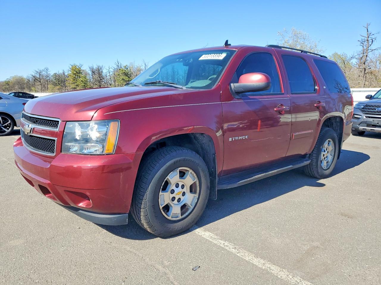 2008 Chevrolet Tahoe VIN 1GNFK130X8R223313 photo 1