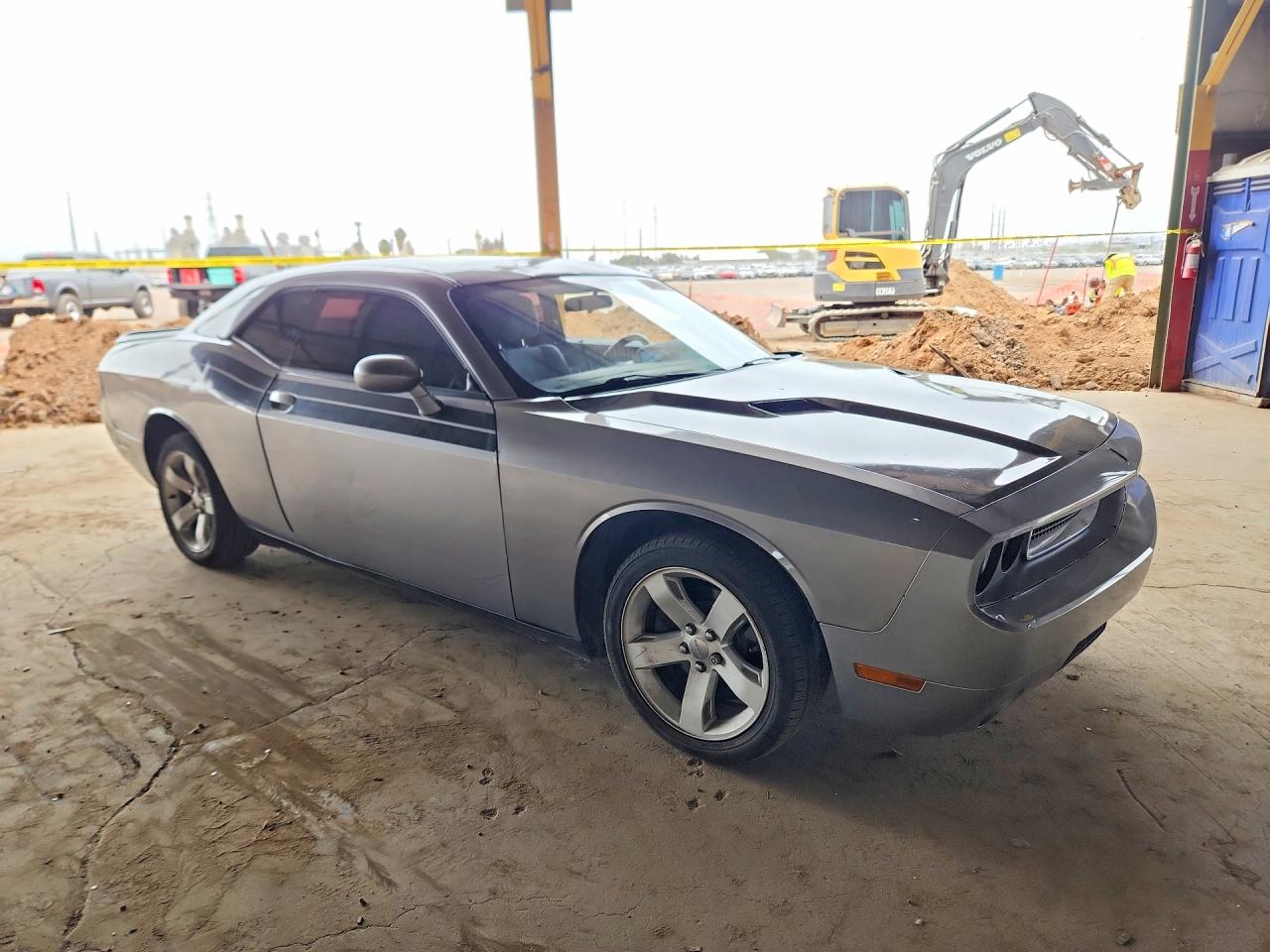 2014 Dodge Challenger VIN 2C3CDYAGXEH112078 photo 4