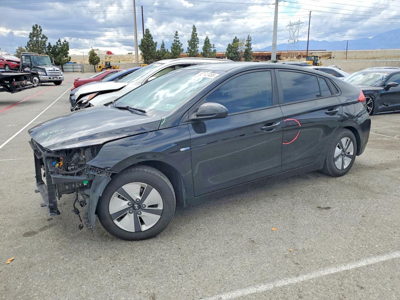 2017 Hyundai Ioniq VIN KMHC65LC6HU030313 photo 1