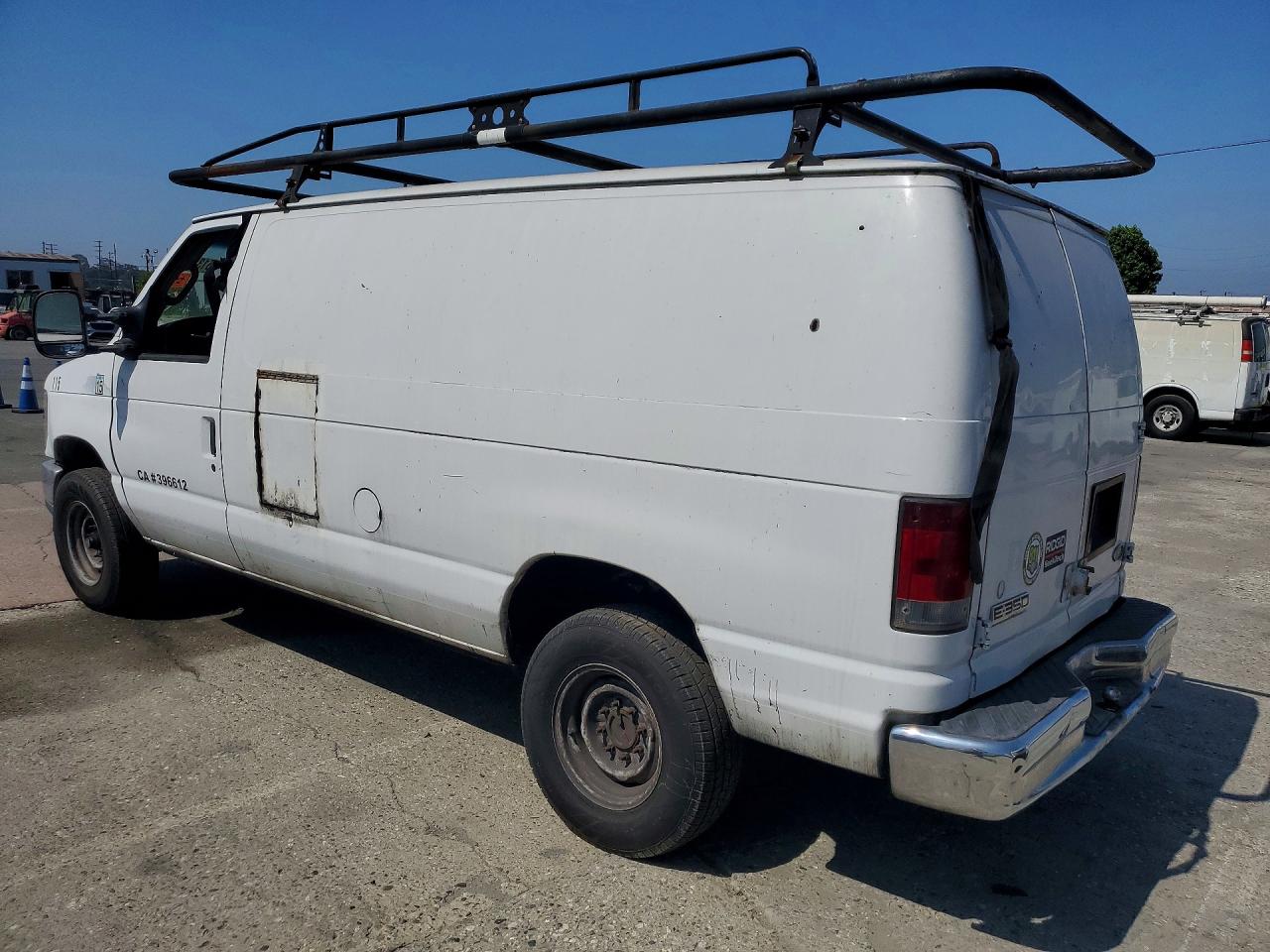 2008 Ford Econoline VIN 1FTSE34L78DA22520 photo 2