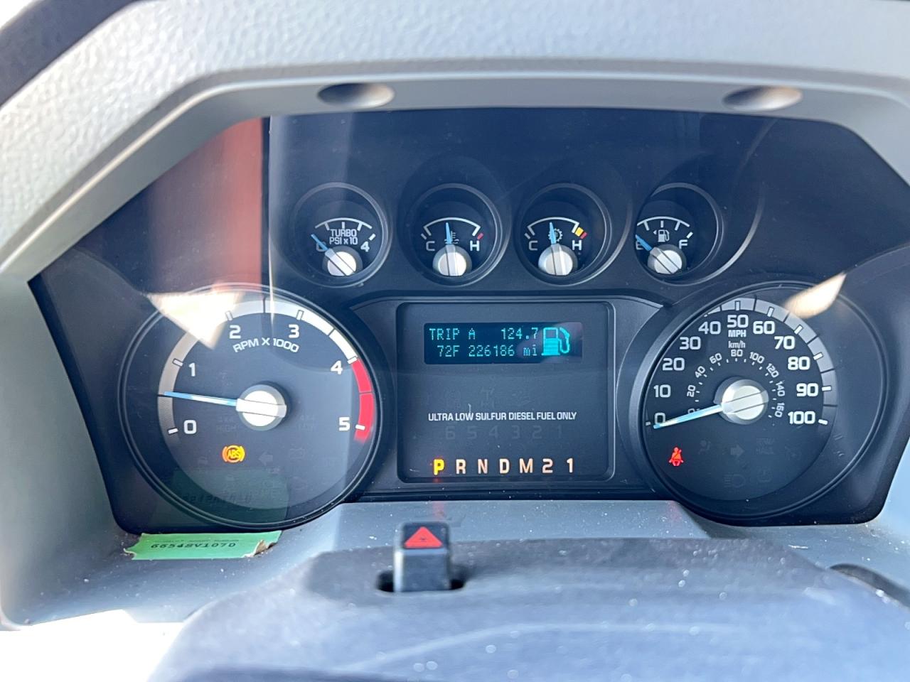 2011 Ford F550 VIN 1FDUF5GT9BEA80204 photo 8
