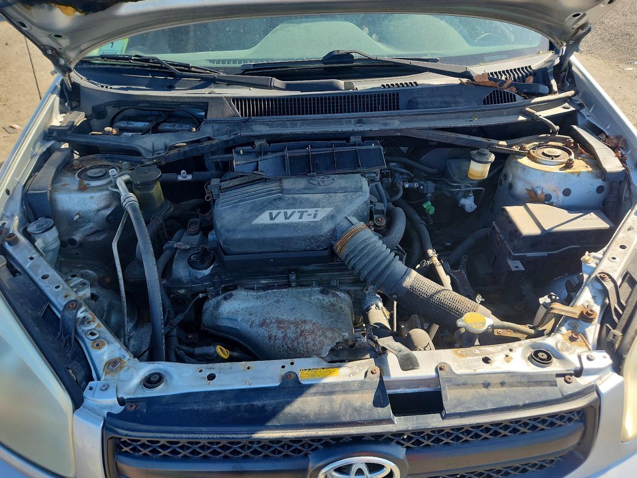 2004 Toyota Rav4 VIN JTEHD20V046017135 photo 12