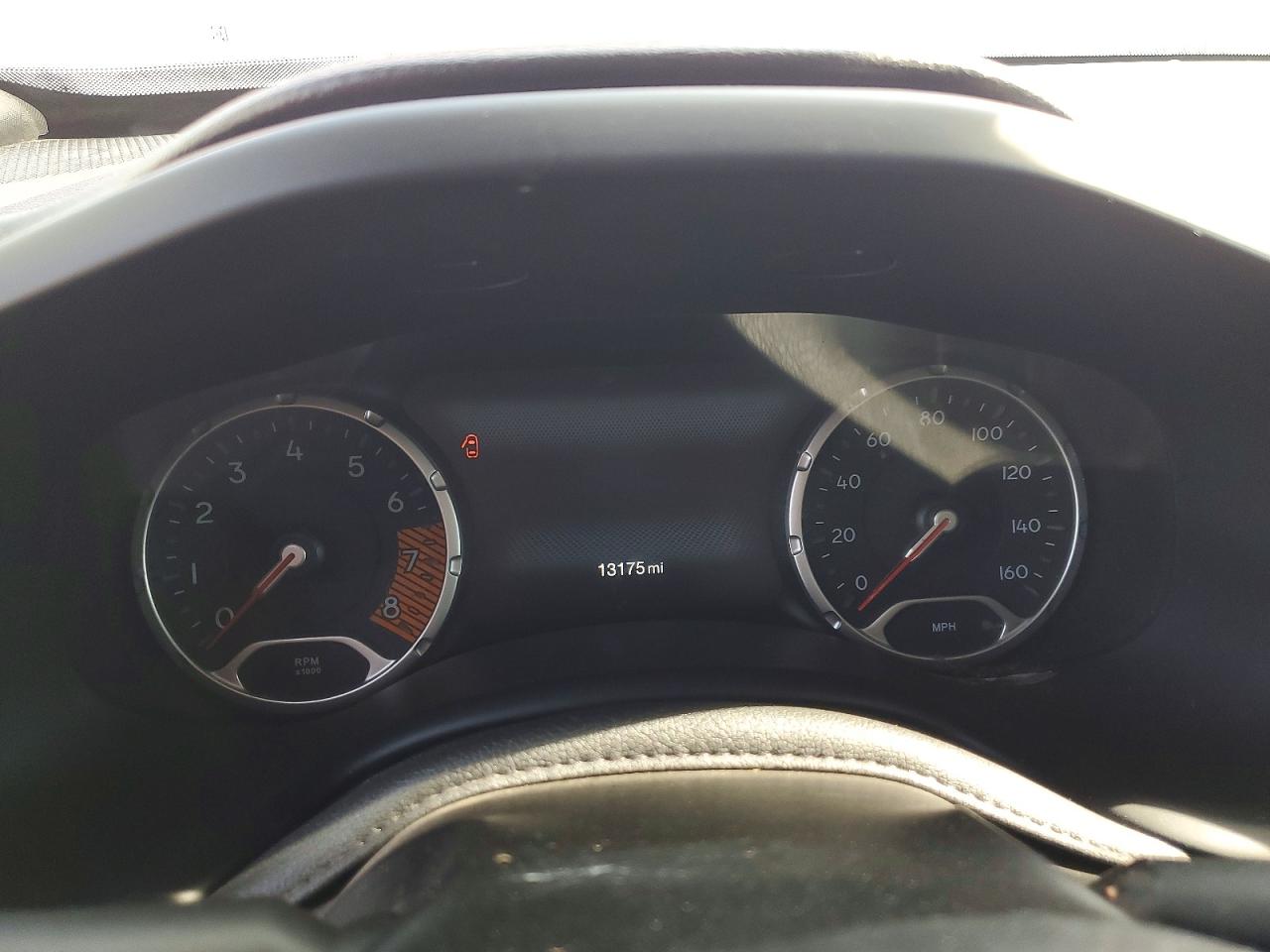 2022 JEEP Renegade VIN ZACNJDB18NPN64882 photo 9